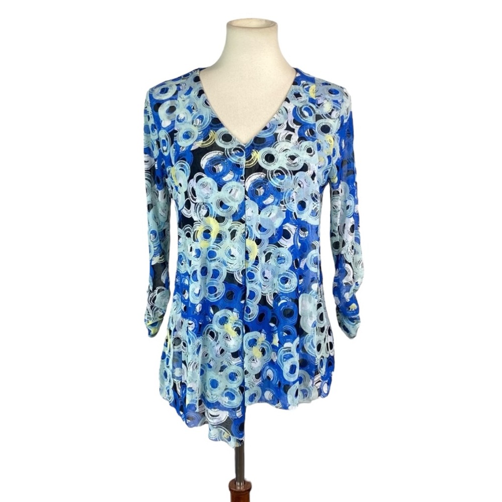 Woman’s Alfani Petite lightweight geometric pattern blouse size PL